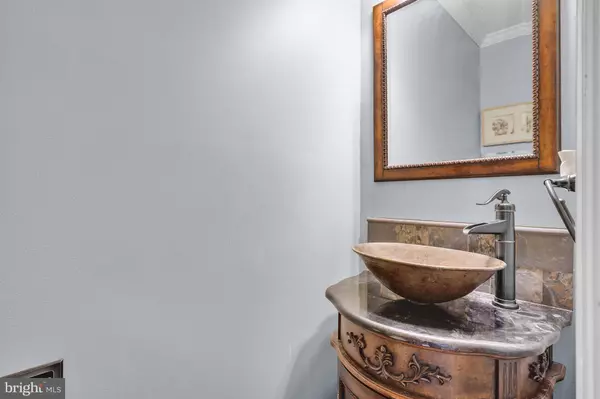 Stafford, VA 22554,1 JONQUIL PL