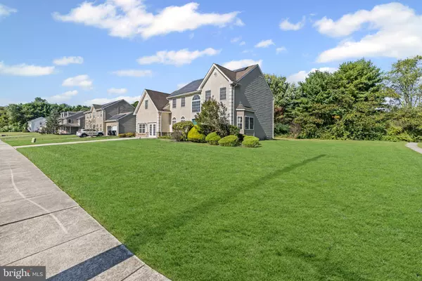 Sicklerville, NJ 08081,1 CARDINAL LN