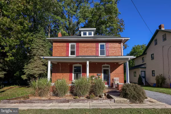 47 E COLLEGE AVE, Elizabethtown, PA 17022