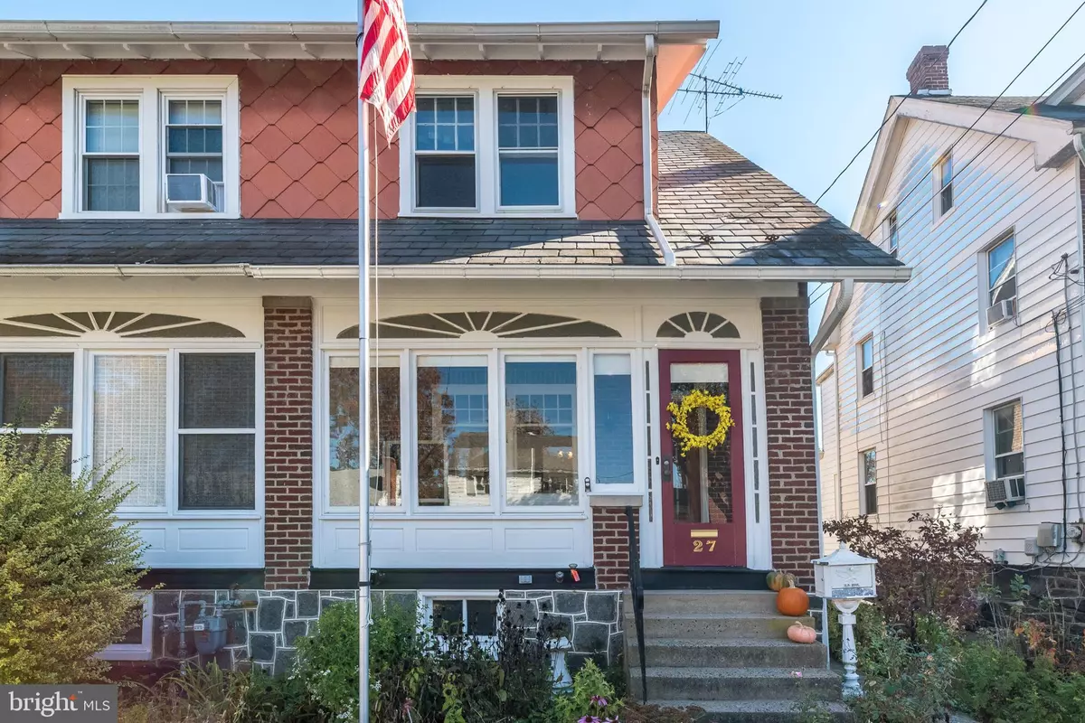 Quakertown, PA 18951,27 S 7TH ST