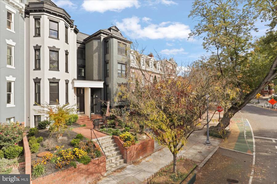 1963 BILTMORE ST NW #1, Washington, DC 20009