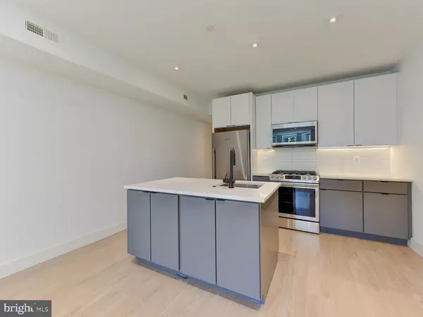 1963 BILTMORE ST NW #1, Washington, DC 20009