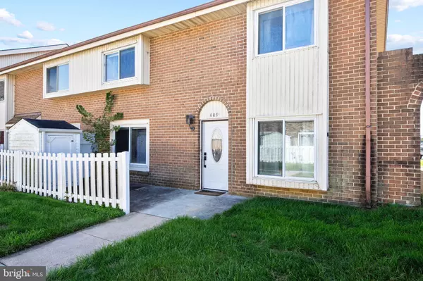 609 COBBLE CREEK CURV, Newark, DE 19702