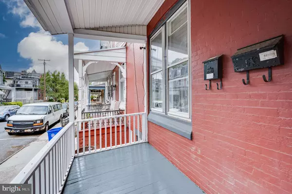 Reading, PA 19601,725 MADISON AVE