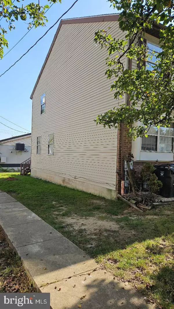 Wilmington, DE 19805,301 8TH AVE