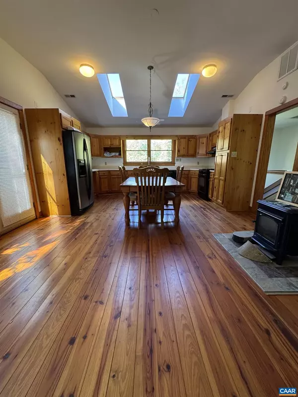 Afton, VA 22920,25 FALLING SPRINGS DR