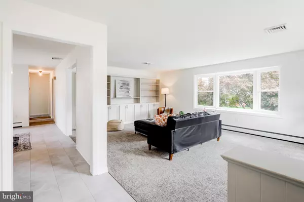 Strasburg, PA 17579,400 SUSAN AVE