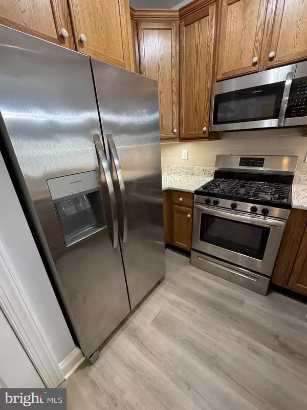 Marcus Hook, PA 19061,7000 VILLAGE WAY #207