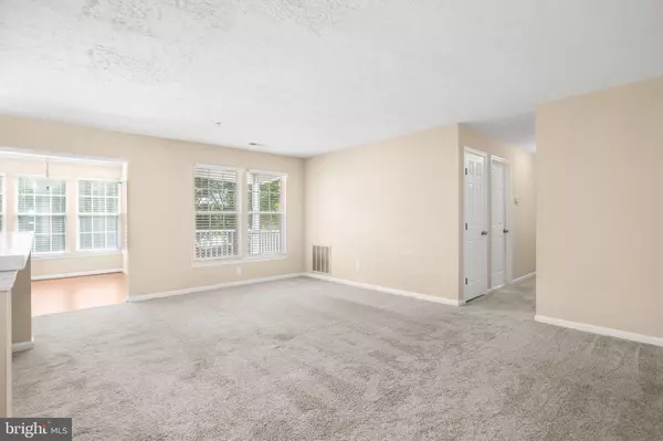 Woodbridge, VA 22192,12309 ASHMONT CT #203