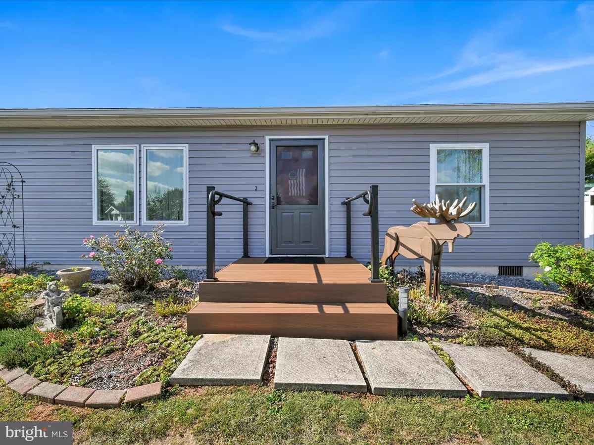 Denver, PA 17517,7 BILL DR