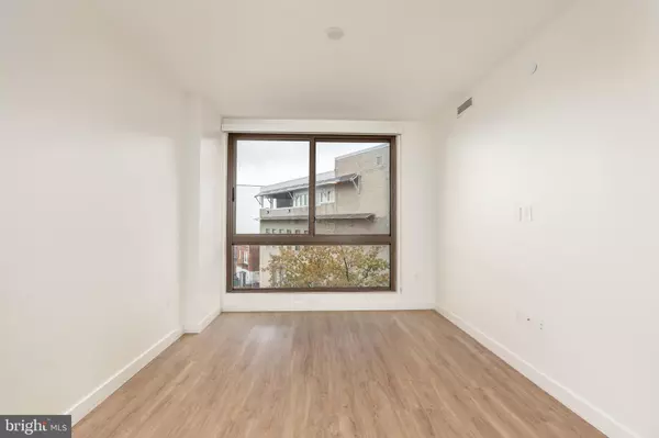 Washington, DC 20009,1630 COLUMBIA RD NW #407