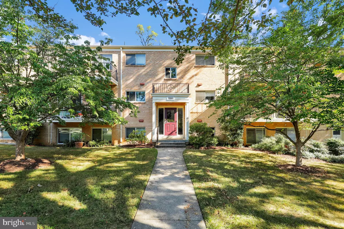 Bethesda, MD 20814,10661 MONTROSE AVE #202