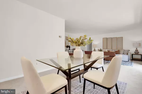 Bethesda, MD 20814,10661 MONTROSE AVE #202