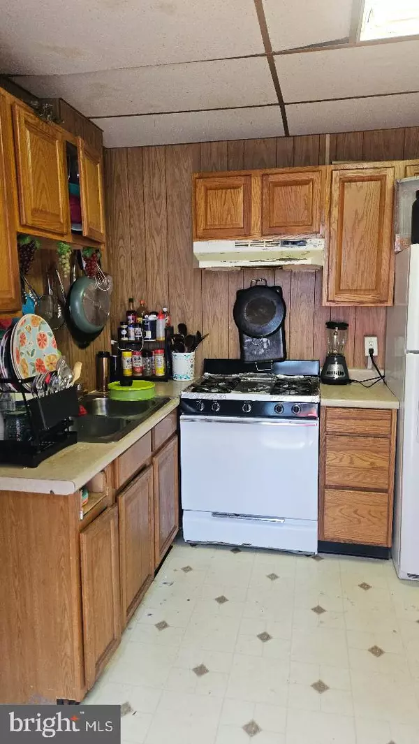 Wilmington, DE 19805,12 CEDAR ST