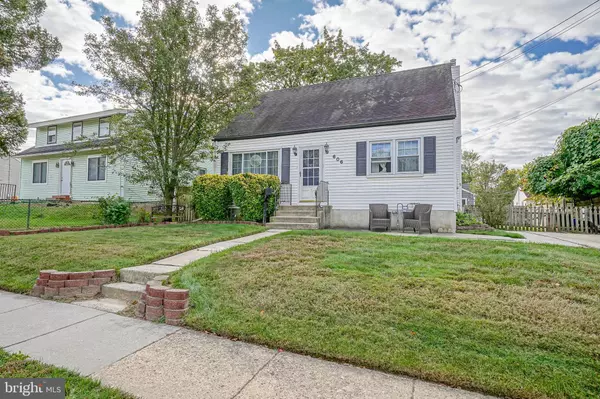 Magnolia, NJ 08049,606 W LINCOLN AVE