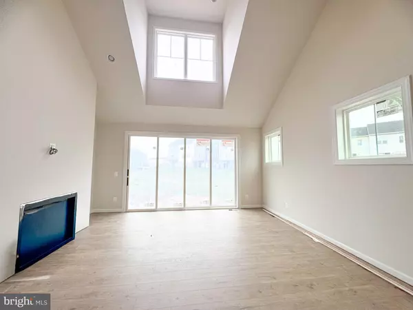 Stephenson, VA 22656,115 SAPPHIRE