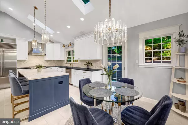 Vienna, VA 22182,1419 CLAVES CT