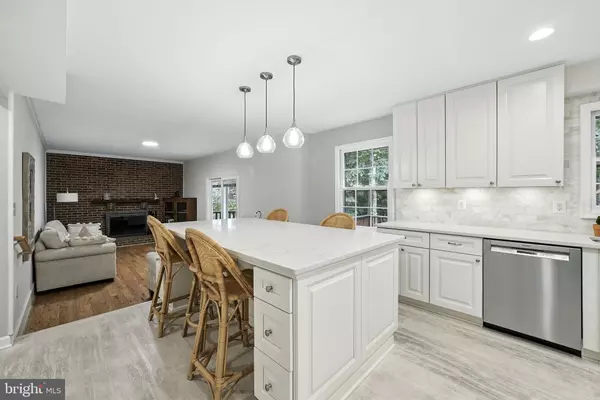 Woodbridge, VA 22192,12871 VALLEYWOOD DR