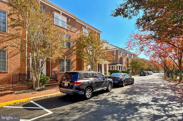 Woodbridge, VA 22191,743 VESTAL ST