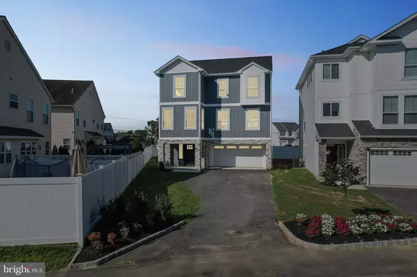 Philadelphia, PA 19114,9838 LEGION ST W #3