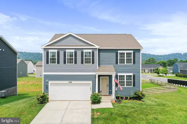 Martinsburg, WV 25403,248 AYLESBURY LN