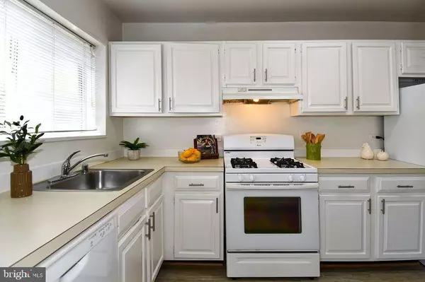 Bethesda, MD 20814,10637 MONTROSE AVE #204