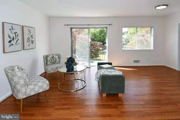 Bethesda, MD 20814,10637 MONTROSE AVE #204