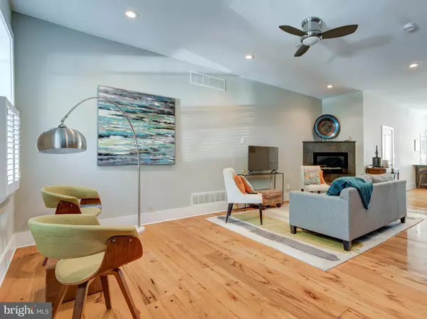 Philadelphia, PA 19147,318 FEDERAL ST