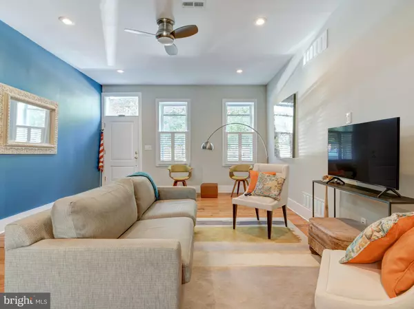 Philadelphia, PA 19147,318 FEDERAL ST