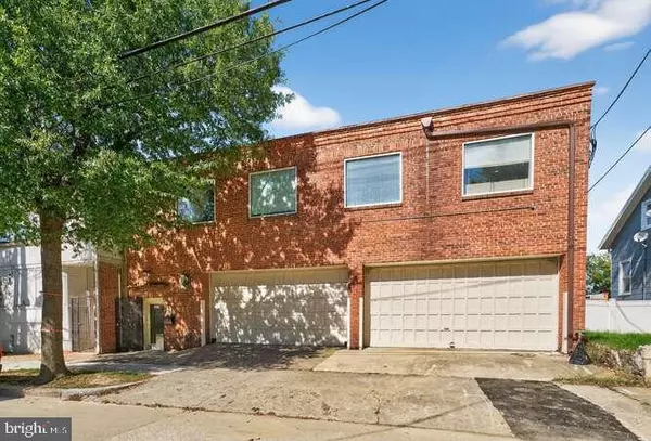 606 RALEIGH PL SE, Washington, DC 20032