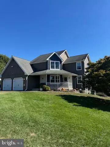 43 LYNWOOD DR, Chalfont, PA 18914