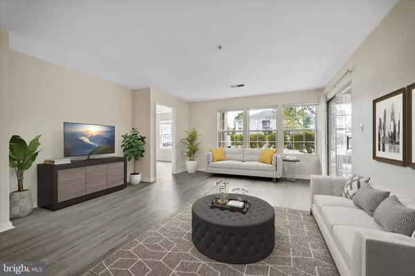 Manassas, VA 20109,8083 LACY DR #101