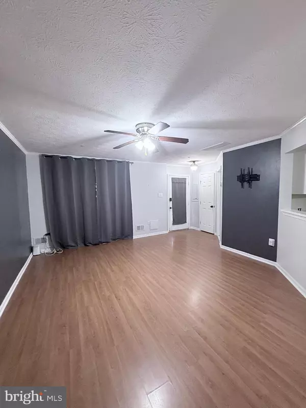 Owings Mills, MD 21117,9216 LEIGH CHOICE CT #10