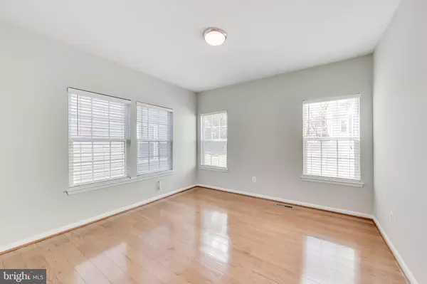 Upper Marlboro, MD 20774,2403 LAKE FOREST DR