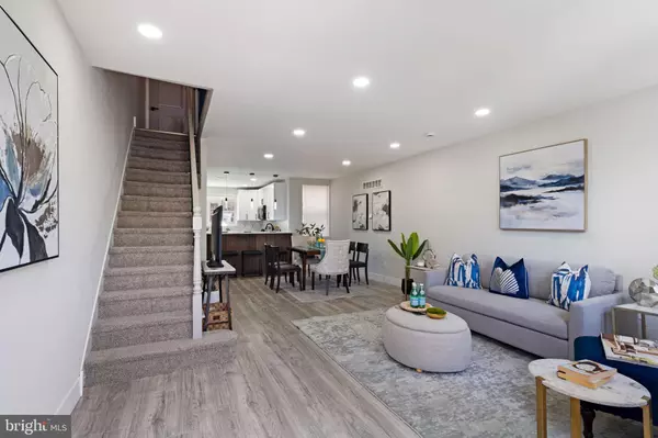 Philadelphia, PA 19128,5923 JANNETTE ST