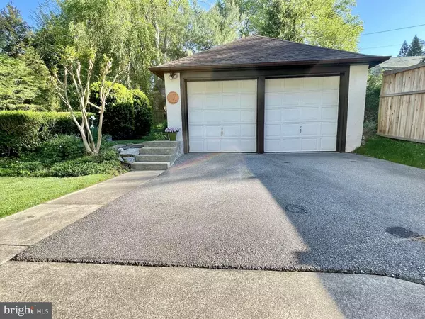 Lancaster, PA 17603,1299 HILLSIDE DR