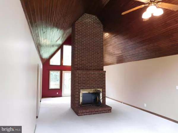 Stafford, VA 22554,201 BULKHEAD CV