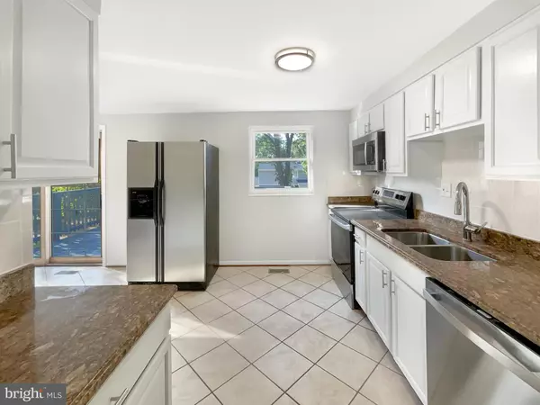 Sterling, VA 20164,113 N HARRISON RD