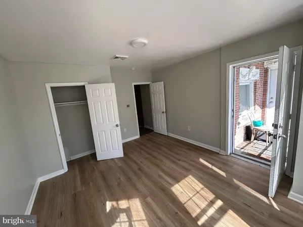 Philadelphia, PA 19143,1311-13 S 52ND ST #4