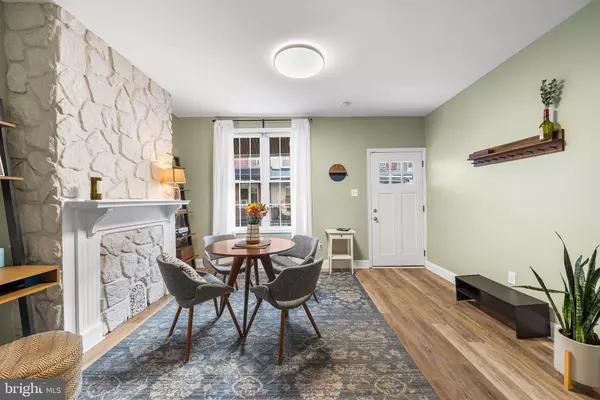 Philadelphia, PA 19121,1542 N HOLLYWOOD ST