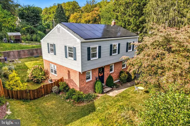 Philadelphia, PA 19128,909 GLENROY RD