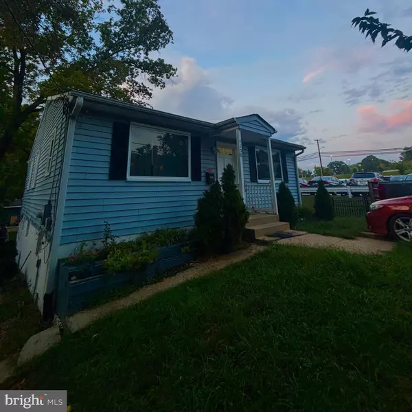 4108 OGLETHORPE ST, Hyattsville, MD 20782