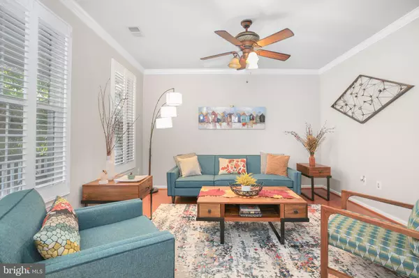 Woodbridge, VA 22191,13818 CUSTIS SQ