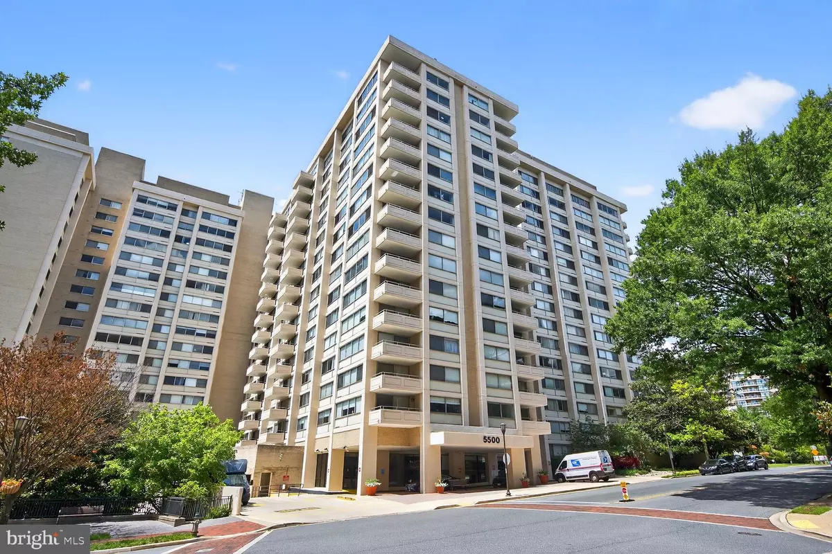 Chevy Chase, MD 20815,5500 FRIENDSHIP BLVD #1422N
