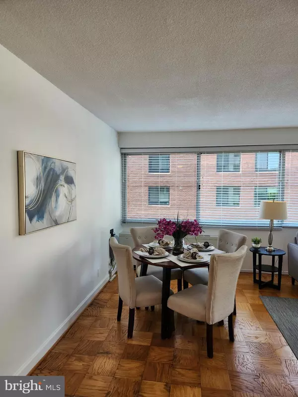 Chevy Chase, MD 20815,5500 FRIENDSHIP BLVD #1422N