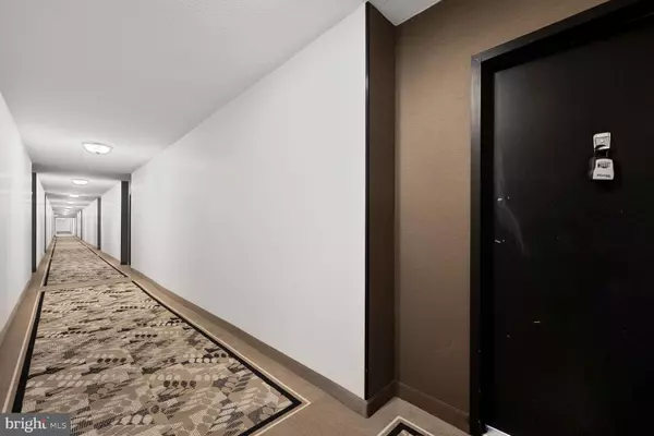 Chevy Chase, MD 20815,5500 FRIENDSHIP BLVD #1422N