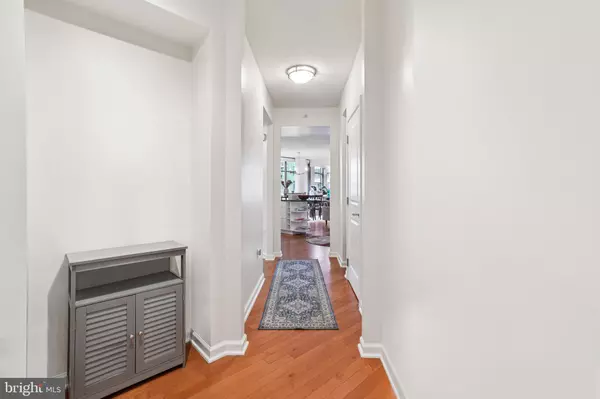 Washington, DC 20001,440 L ST NW #805