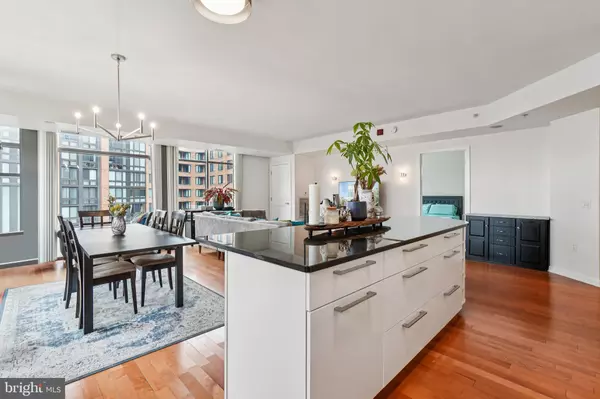 Washington, DC 20001,440 L ST NW #805