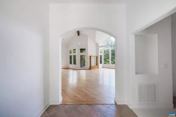 Amherst, VA 24521,477 GIDSVILLE RD