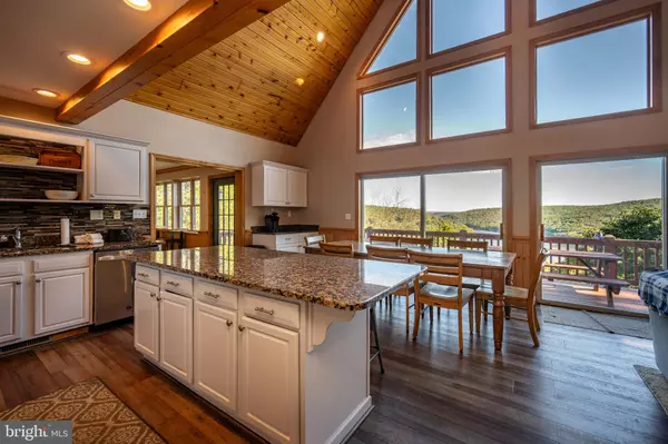 Oakland, MD 21550,340 GRANDVIEW DR